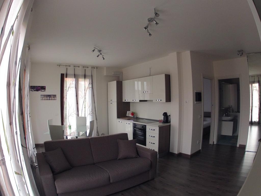 Ferienwohnung Il Nuovo Palazzotto Stresa Zimmer foto