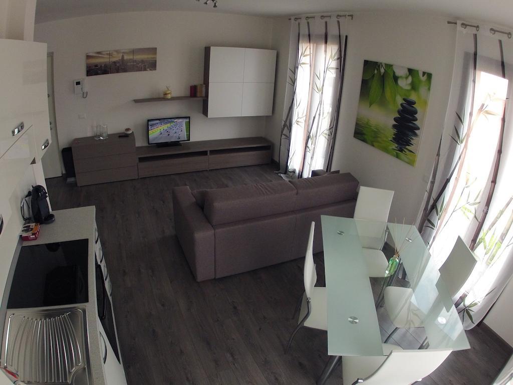 Ferienwohnung Il Nuovo Palazzotto Stresa Zimmer foto