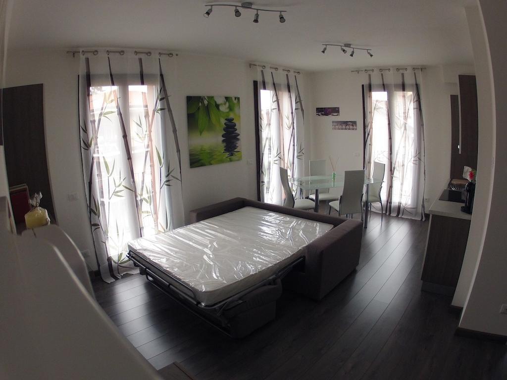 Ferienwohnung Il Nuovo Palazzotto Stresa Zimmer foto
